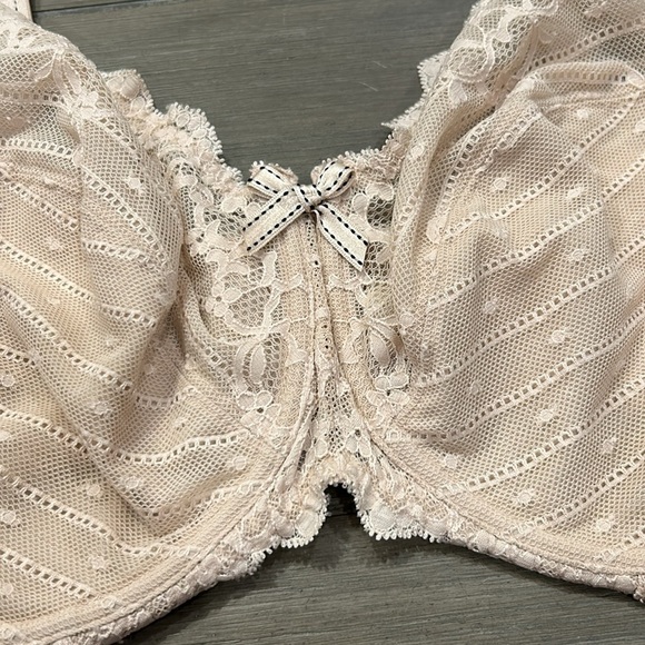 Chantelle Rive Gauche Full Coverage Unlined Bra - Picture 3 of 11